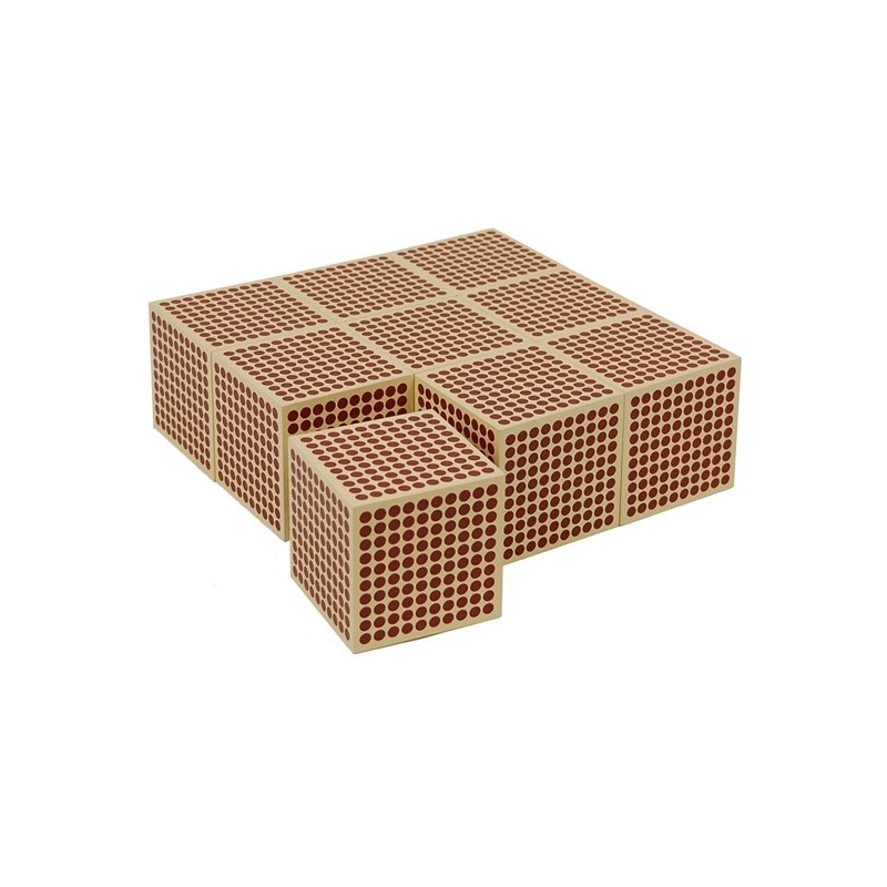 9 cubes en bois de 1000
