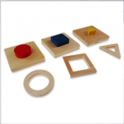 puzzle de 5 formes géométriques simples