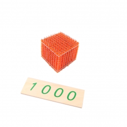 9 cubes en bois de 1000
